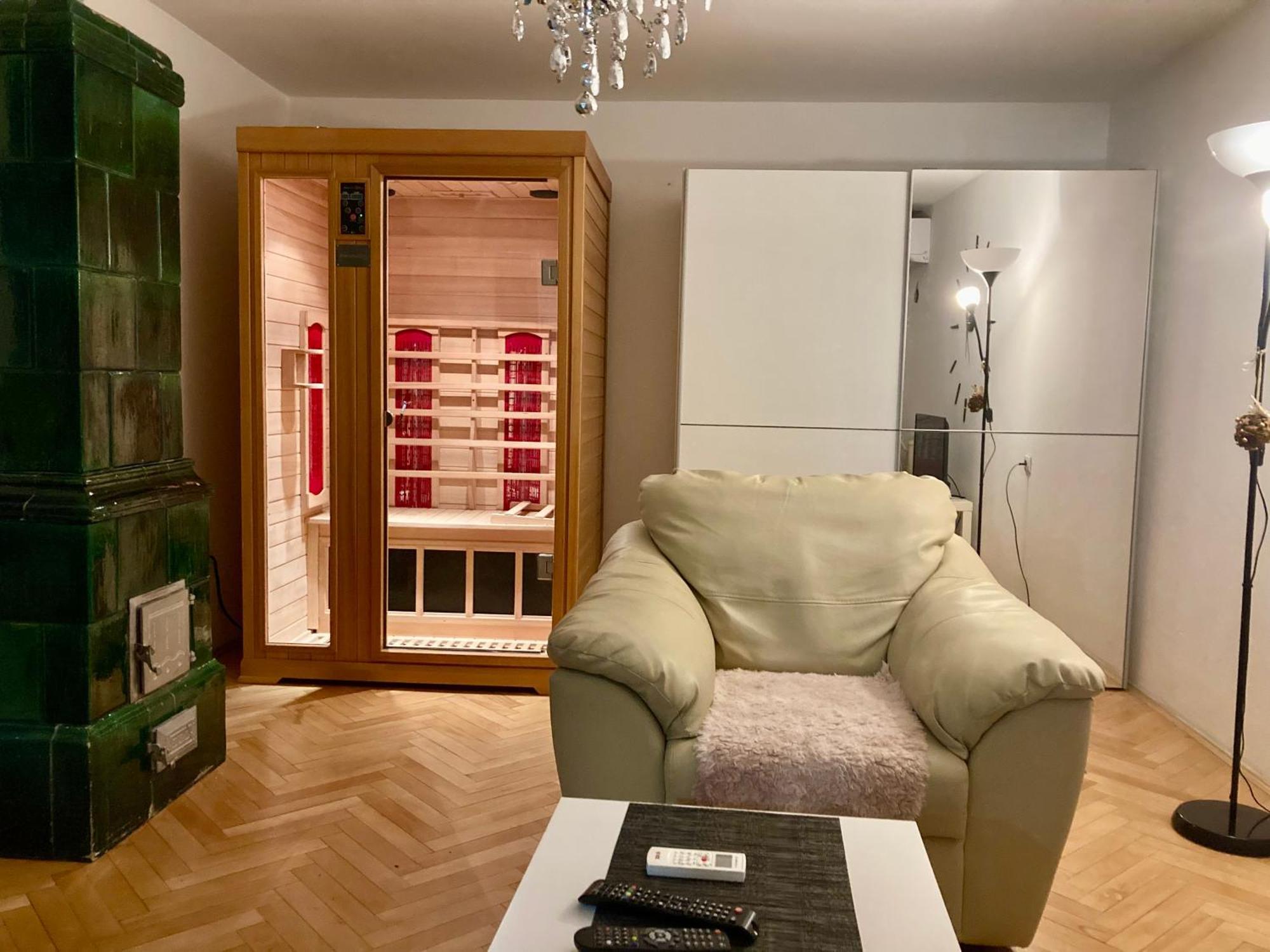 White House With Sauna And Jacuzzi Novi Sad Exteriör bild